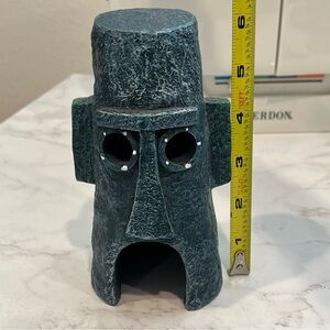 Penn Plax SpongeBob Squidward Easter Island Home Aquarium Decoration